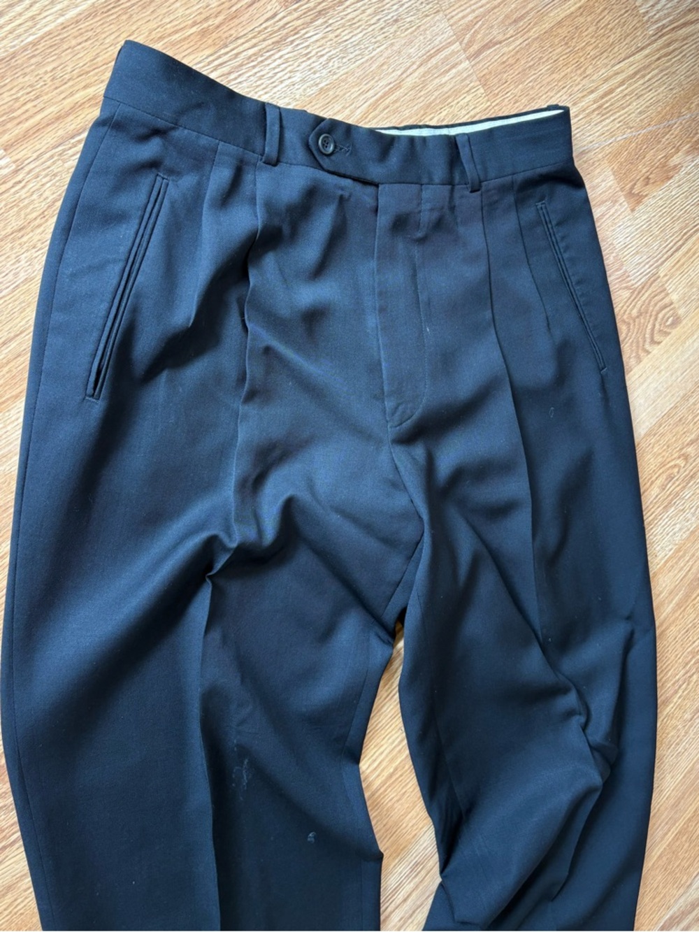 Men’s High-Waisted Pleated Black Trousers 32x32